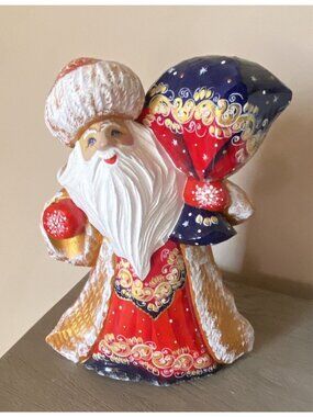 Russian Hand painted Red & Gold Wood Santa Signed READ Description